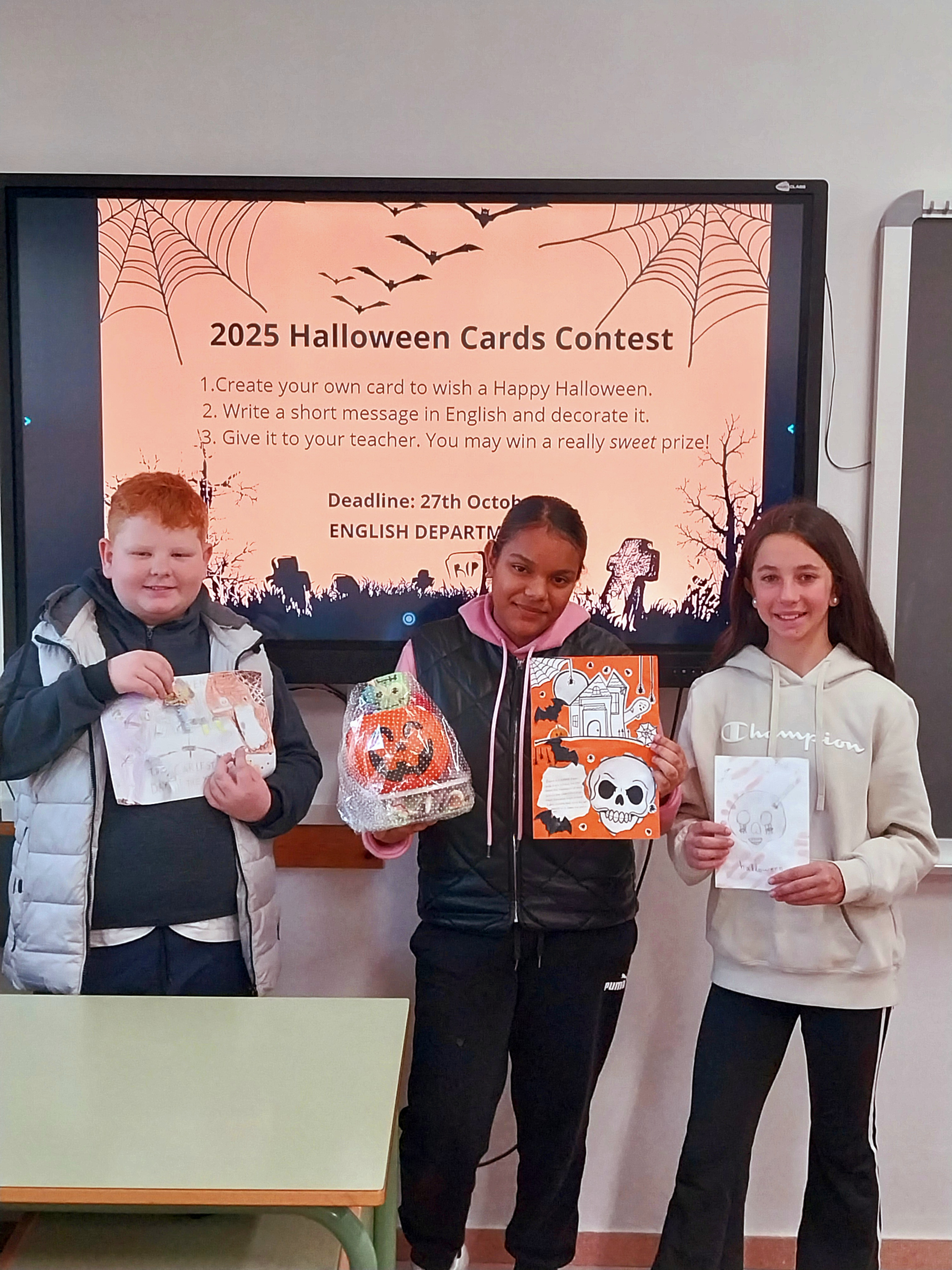 Tha Halloween Cards Contest